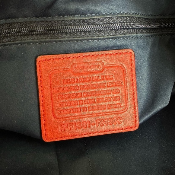 COACH Color Block Hobo Bag F24369 Vermillion Park Orange - Picture 12 of 16